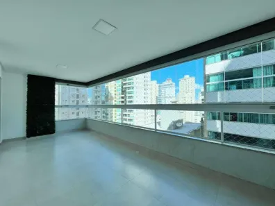 Apartamento com 3 Quartos à venda, 131m² no Meia Praia, Itapema