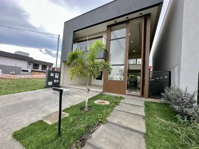 Casa de Condomínio com 3 Quartos à venda, 231m² no Jardins Sevilha, Aparecida de Goiânia