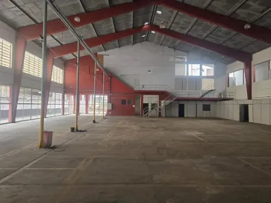 Galpão/Depósito/Armazém à venda, 2000m² no São Cristóvão, Rio de Janeiro