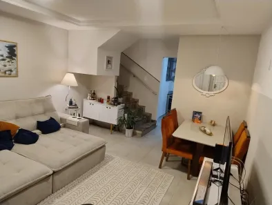 Casa de Condomínio com 3 Quartos à venda, 82m² no Irajá, Rio de Janeiro