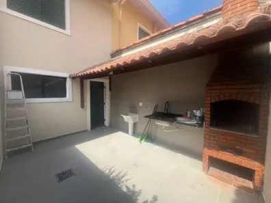 Casa com 3 Quartos à venda, 200m² no Jardim Quaresmeira, Suzano