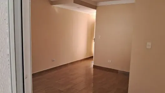 Sobrado com 3 Quartos para alugar, 120m² no Condomínio Residence Club, Jacareí