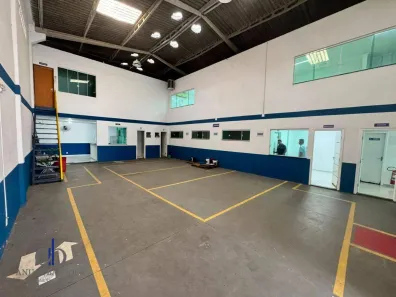 Galpão/Depósito/Armazém para alugar, 546m² no Alterosas, Serra