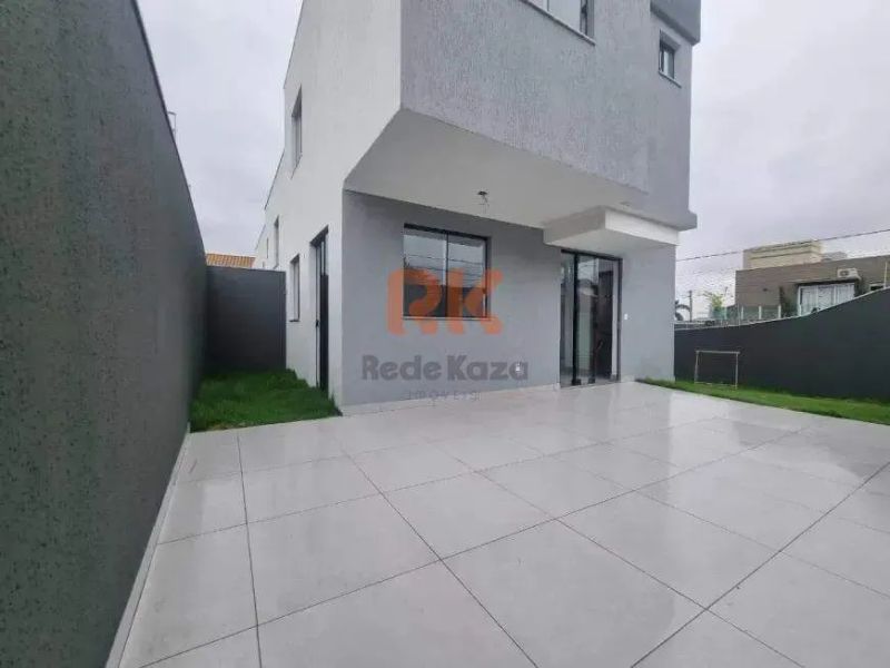 Casa com 3 quartos — Santa Amélia, Belo Horizonte
