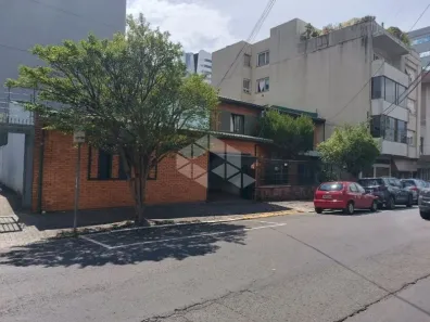 Casa para alugar, 325m² no São Pelegrino, Caxias do Sul