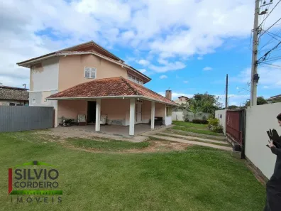 Casa com 4 Quartos à venda, 190m² no Lagoa da Conceição, Florianópolis
