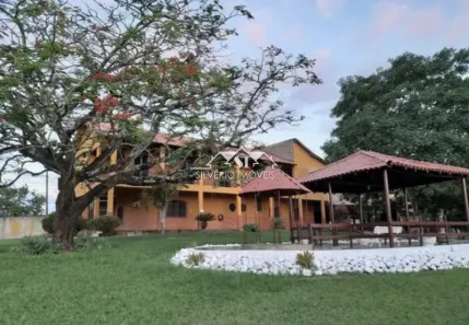 Fazenda/Sítio com 8 Quartos à venda, 653m² no Vila Rica, Itaboraí