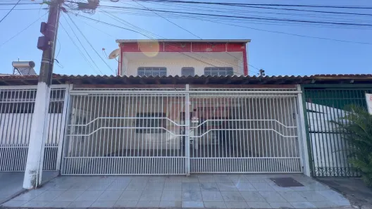 Casa com 5 Quartos à venda, 250m² no Samambaia Sul, Brasília