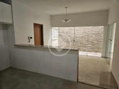 Casa com 3 Quartos à venda, 180m² no Brasil, Uberlândia