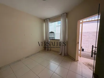 Casa com 2 Quartos para alugar, 88m² no Bom Jesus, Contagem