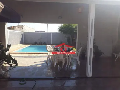 Casa com 3 Quartos à venda, 200m² no Parque Paulistano, Bauru
