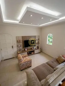 Sobrado com 4 Quartos à venda, 239m² no Jardim Santa Maria, Jacareí