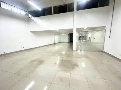 Ponto Comercial para alugar, 225m² no Buritis, Belo Horizonte
