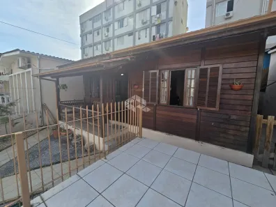 Casa com 3 Quartos à venda, 57m² no Centro, Florianópolis