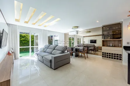 Casa de Condomínio com 3 Quartos à venda, 196m² no Jardim Carvalho, Porto Alegre