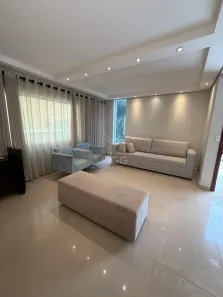 Casa de Condomínio com 4 Quartos para alugar, 264m² no Esperança, Londrina