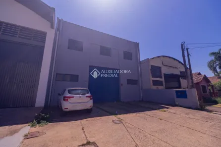 Galpão/Depósito/Armazém para alugar, 330m² no Anchieta, Porto Alegre