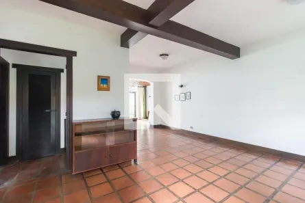 Casa com 3 Quartos à venda, 250m² no Cidade São Francisco, São Paulo