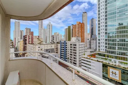 Apartamento com 3 Quartos à venda, 90m² no Centro, Balneário Camboriú
