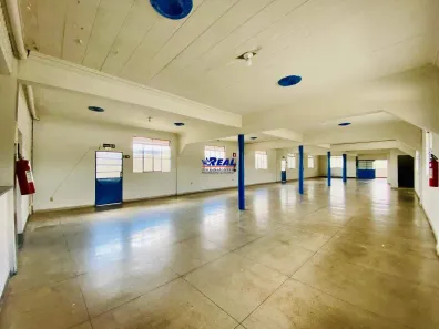 Ponto Comercial para alugar, 200m² no Vila Pinheiros, Ibirité
