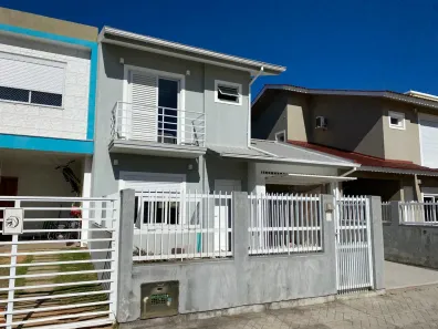 Sobrado com 3 Quartos à venda, 105m² no , Garopaba