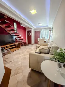 Casa com 4 Quartos à venda, 107m² no Jardim Vitória, Macaé