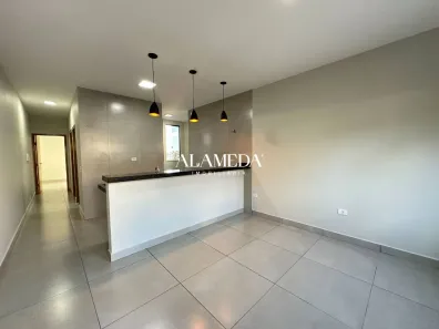 Casa com 2 Quartos para alugar, 85m² no Carlota, Londrina
