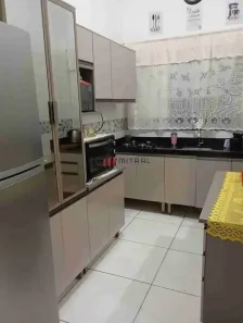 Casa com 2 Quartos à venda, 110m² no Jardim São Paulo, Londrina