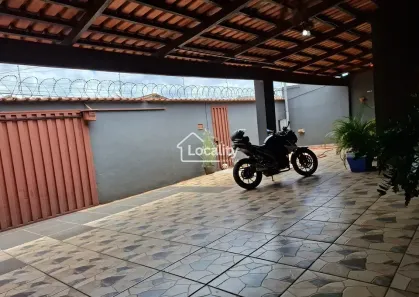 Casa com 4 Quartos à venda, 198m² no Olinda, Uberaba
