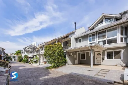 Casa de Condomínio com 4 Quartos à venda, 308m² no Sarandi, Porto Alegre