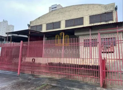 Galpão/Depósito/Armazém para alugar, 740m² no Jardim Satélite, São José dos Campos