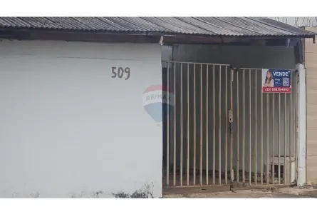 Lote/Terreno à venda, 160m² no COHAB, Passos
