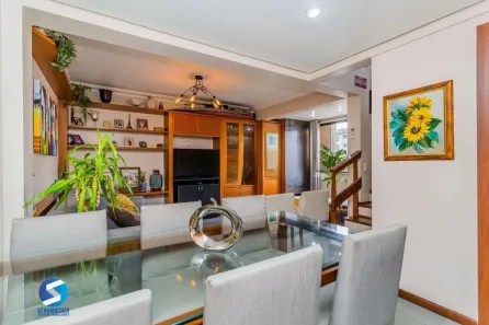 Apartamento com 2 Quartos à venda, 84m² no Passo da Areia, Porto Alegre