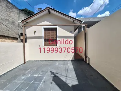 Casa com 2 Quartos para alugar, 110m² no Jardim Centenário, São Paulo