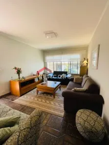 Casa com 3 Quartos à venda, 180m² no Vila Bertioga, São Paulo