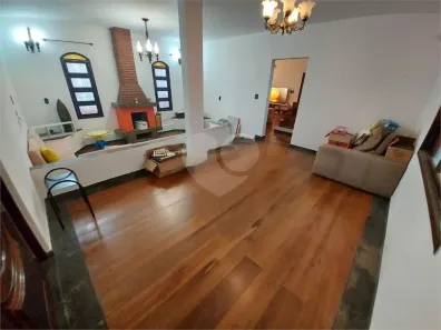 Sobrado com 5 Quartos à venda, 344m² no Vila Clarice, São Paulo