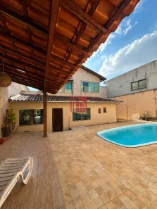 Casa com 4 Quartos à venda, 385m² no Arvoredo, Contagem
