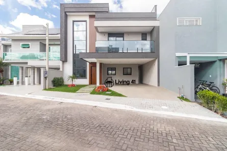 Casa de Condomínio com 4 Quartos à venda, 180m² no Uberaba, Curitiba