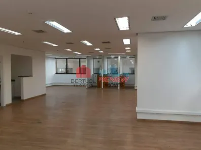 Sala Comercial para alugar, 300m² no Vila Olímpia, São Paulo