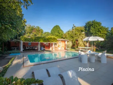 Casa de Condomínio com 4 Quartos à venda, 1500m² no Areia Branca, Lauro de Freitas