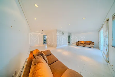Apartamento com 3 Quartos à venda, 224m² no Vila Regente Feijó, São Paulo