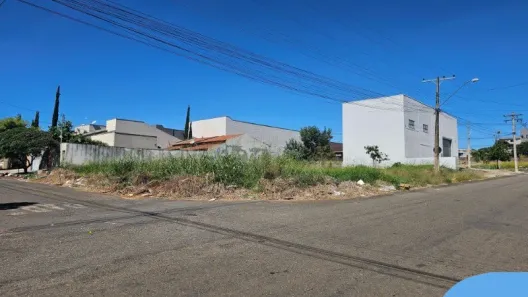 Lote/Terreno à venda, 737m² no Moinho dos Ventos, Goiânia