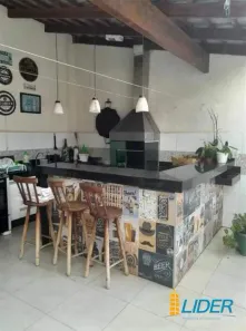Casa com 3 Quartos à venda, 188m² no Cidade Jardim, Uberlândia