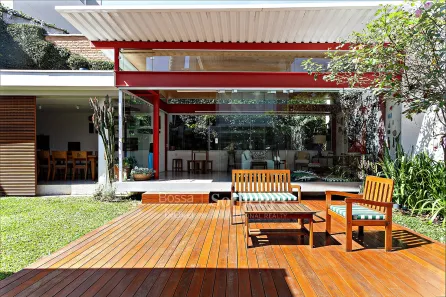 Casa de Condomínio com 4 Quartos à venda, 390m² no Jardim Vitória Régia, São Paulo
