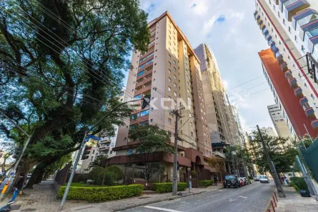 Apartamento com 2 Quartos à venda, 55m² no Água Verde, Curitiba