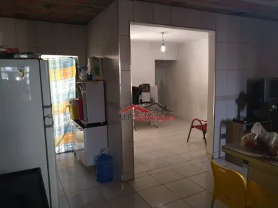 Sobrado com 4 Quartos à venda, 218m² no Jardim Boer I, Americana