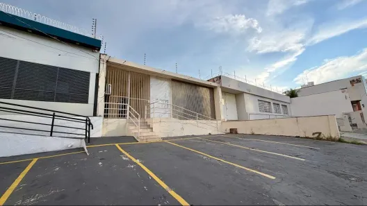 Imóvel Comercial com 5 Quartos para alugar, 180m² no Centro-Sul, Cuiabá