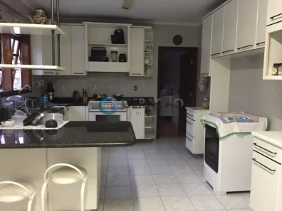 Sobrado com 4 Quartos à venda, 926m² no Jardim Souto, São José dos Campos