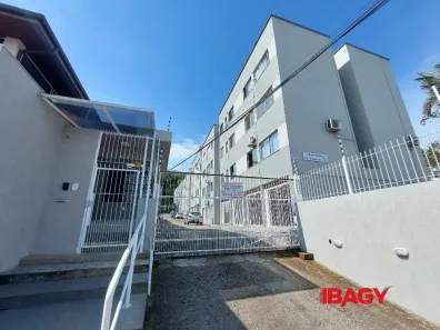 Apartamento com 2 Quartos para alugar, 55m² no Saco dos Limões, Florianópolis
