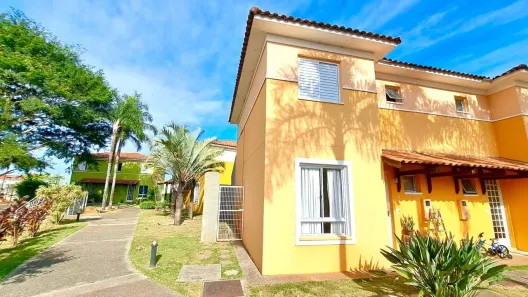 Casa de Condomínio com 2 Quartos para alugar, 77m² no Vossoroca, Votorantim
